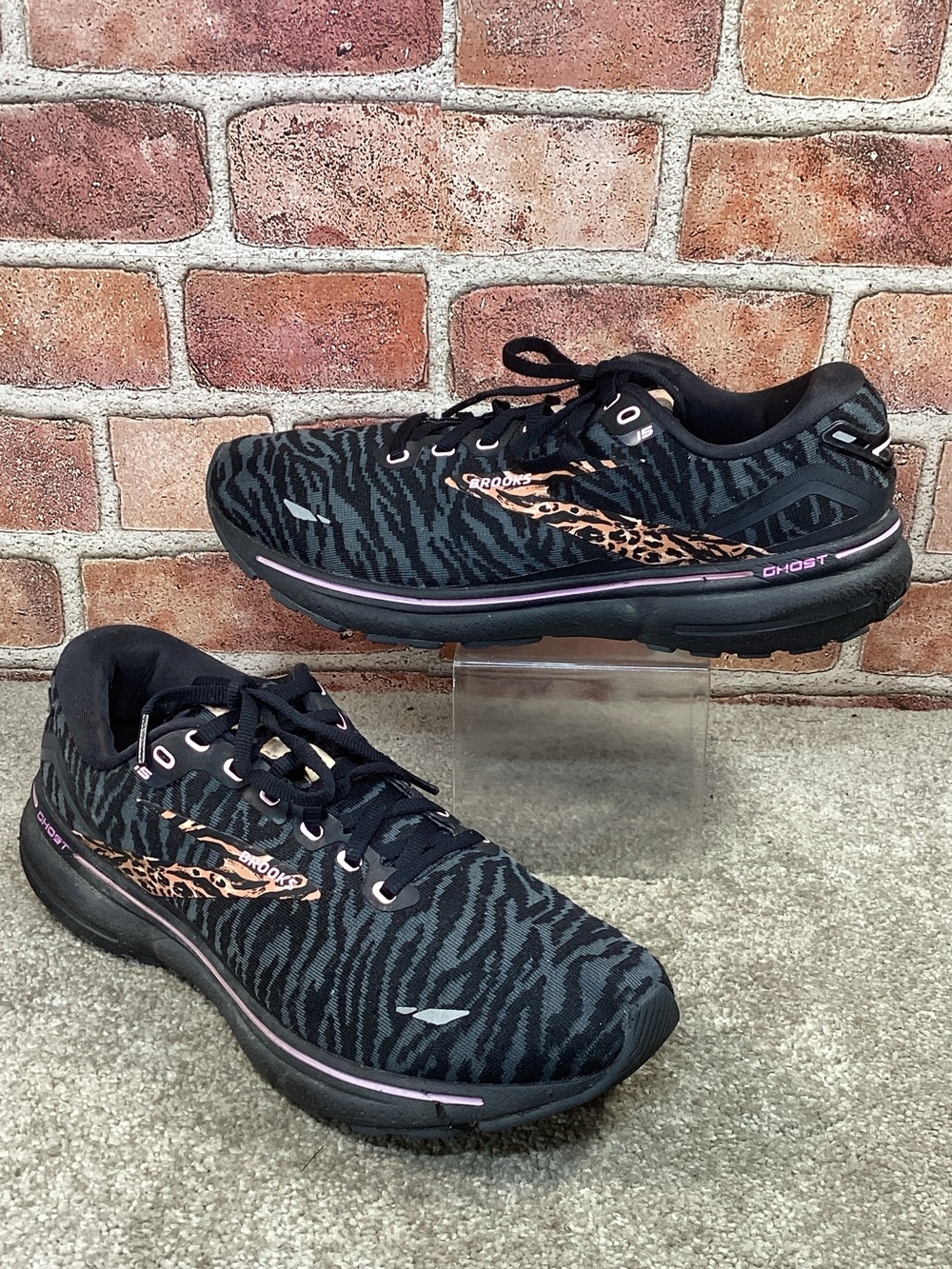 Brooks Ghost 15 Run Wild women’s running shoes sneakers size 10.5